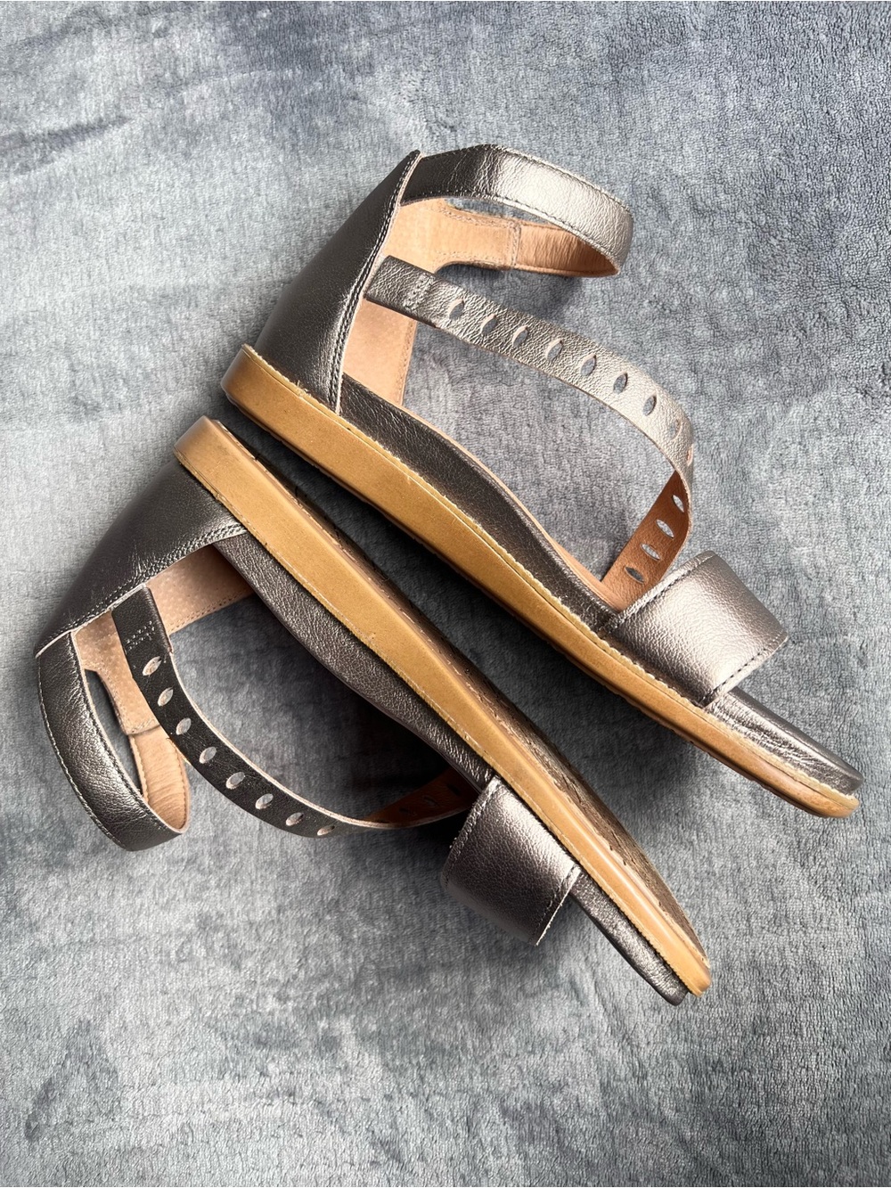 Brioso Vista Asymmetrical Strappy Flat Leather Sandals Sz 9.5 M Comfortable - Picture 14 of 15